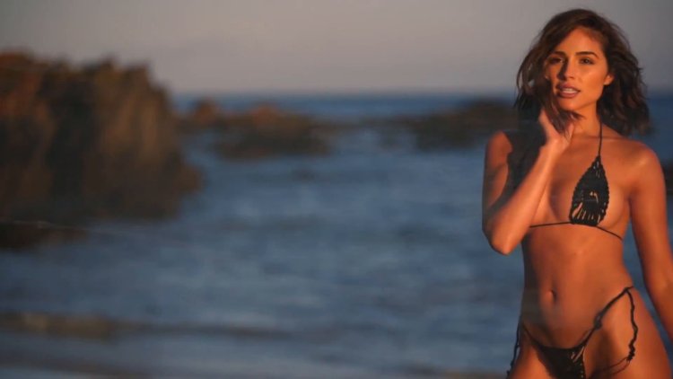 Olivia Culpo nude blonde