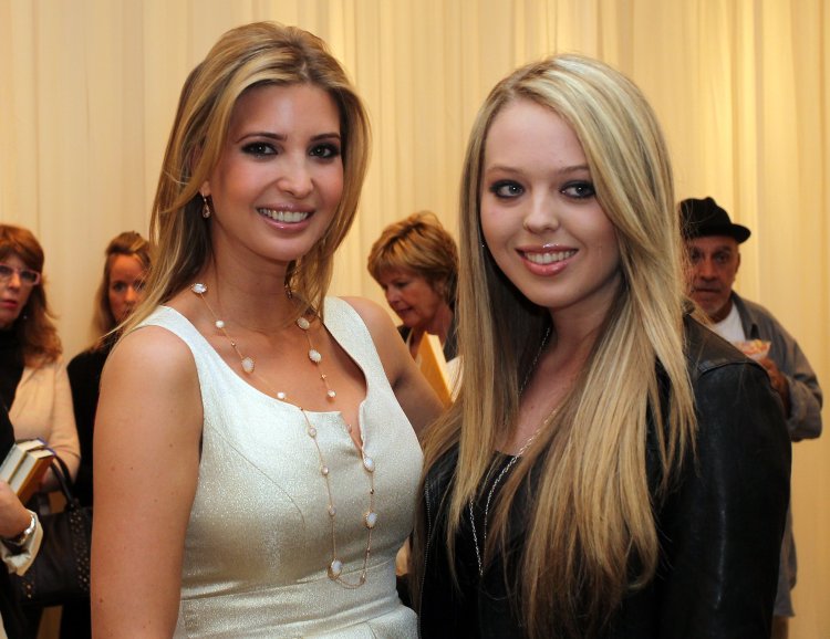 Ivanka Trump with her sister
