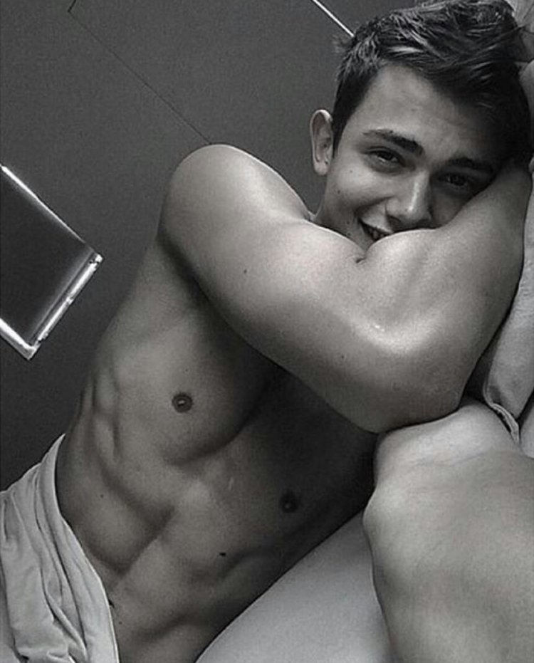 Selfie of a guy in bed