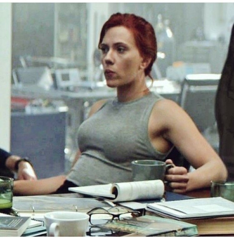 Pregnant Scarlett Johansson Black Widow Movie