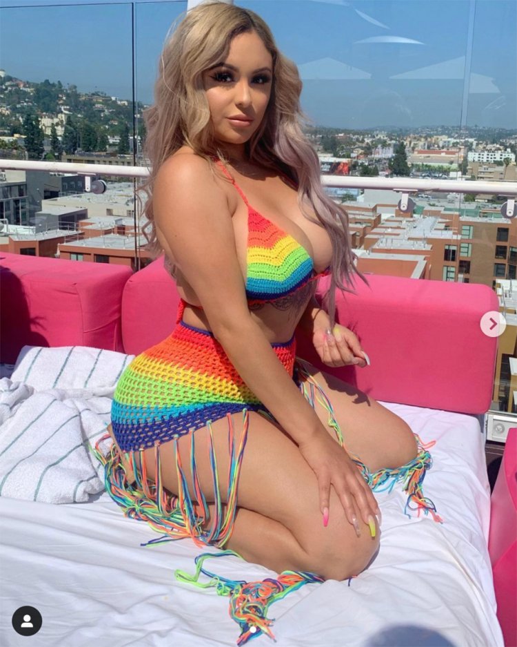 Priscilla Ricart podium