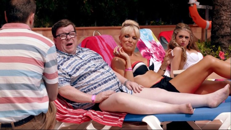 Hannah Waddingham feet