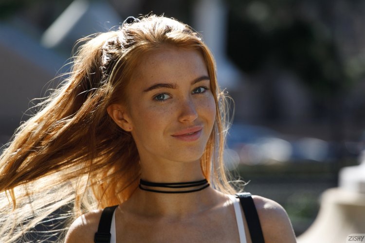 Sonia Kinski left 4 Dead