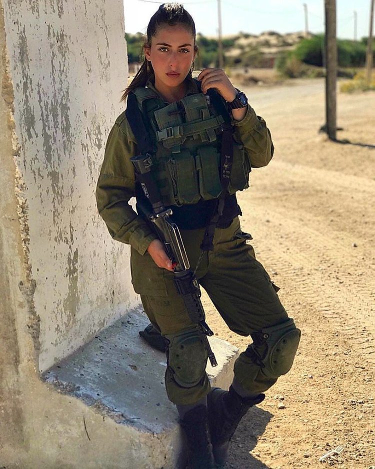 Daniella Kertes service in the IDF