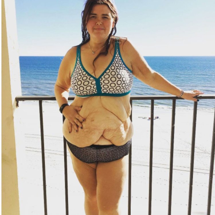 Fat women in swimsuits