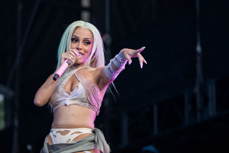 Doja Cat concert photos