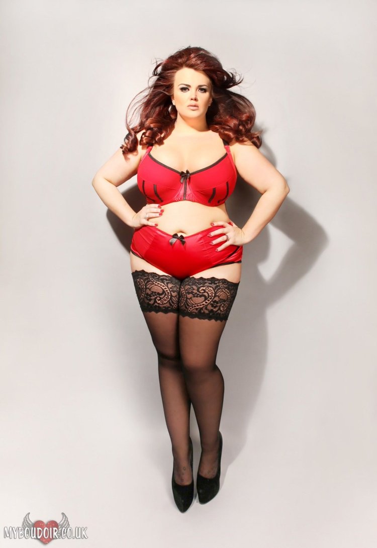 Hunter McGrady model