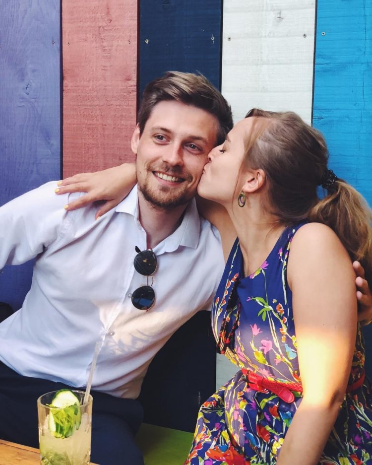 Hannah Witton Weight