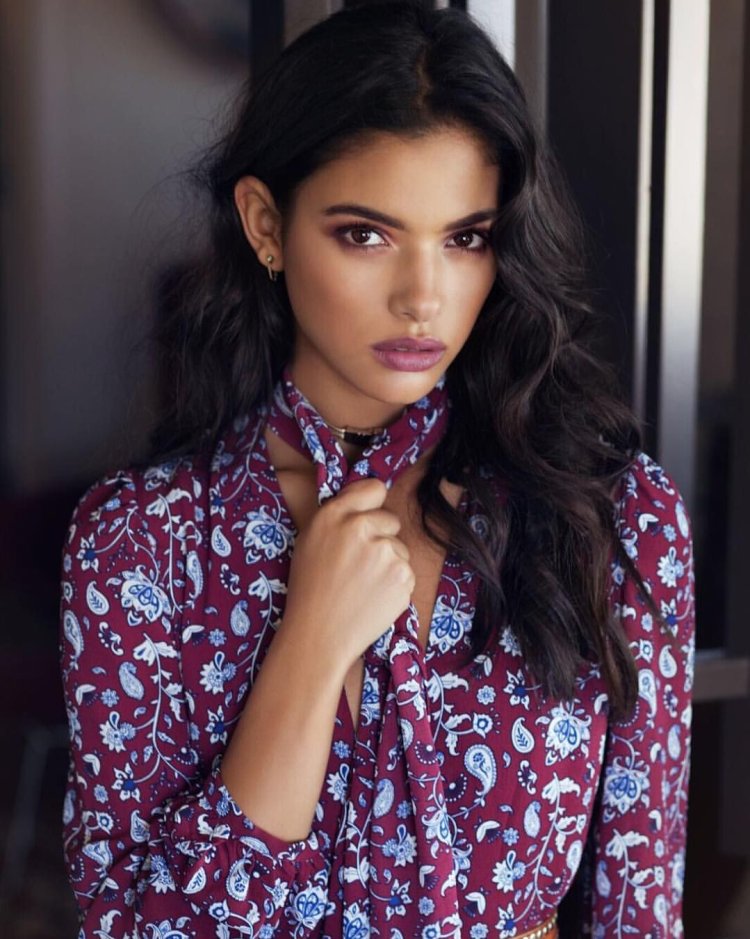 Makeup girls in Morocco