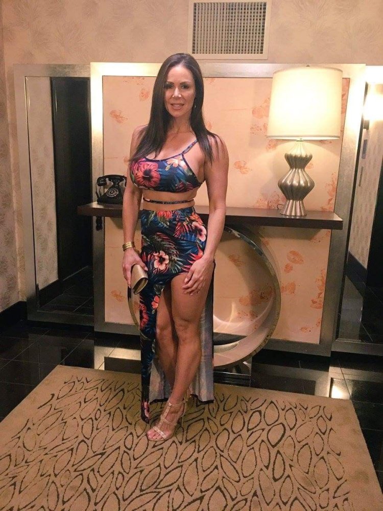 Porn actress Kendra Lust