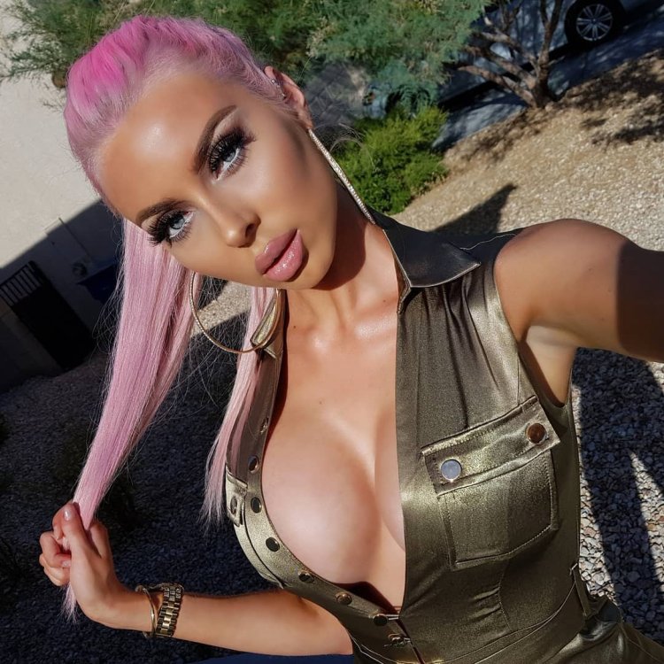 Victoria June Bimbo