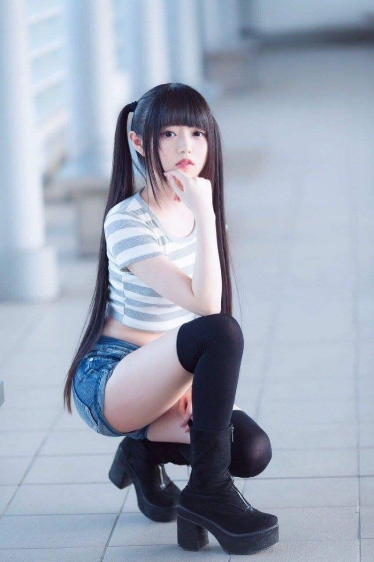 Japanese girls cosplay