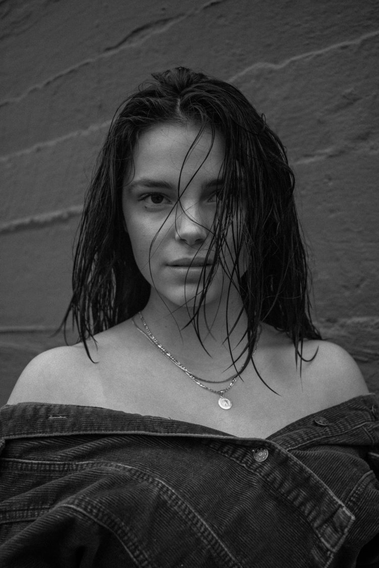 Inde Navarrete actress