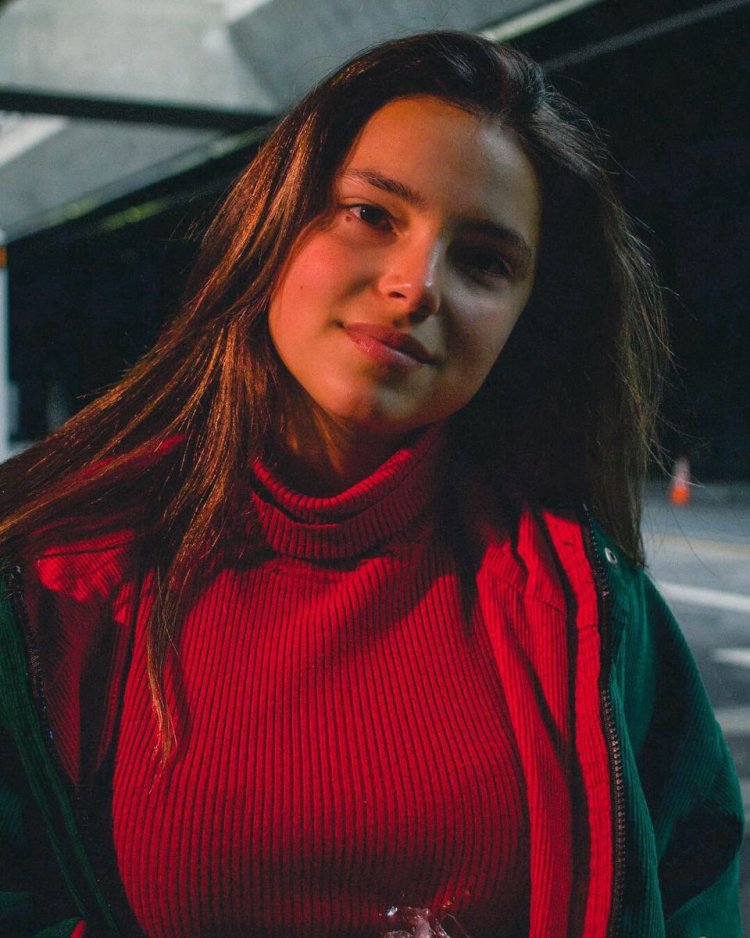 Inde Fabiola Navarrett