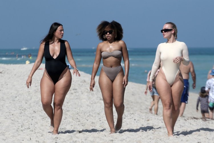 Bianca Elouise in a swimsuit