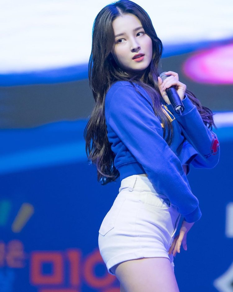 Nancy Jewel in bikini