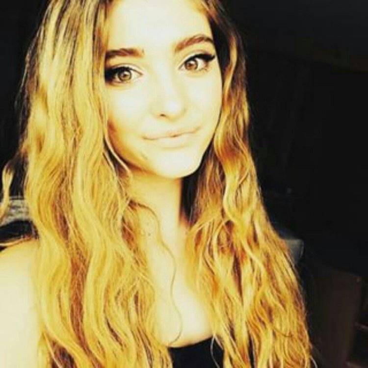 Nova Shields Instagram