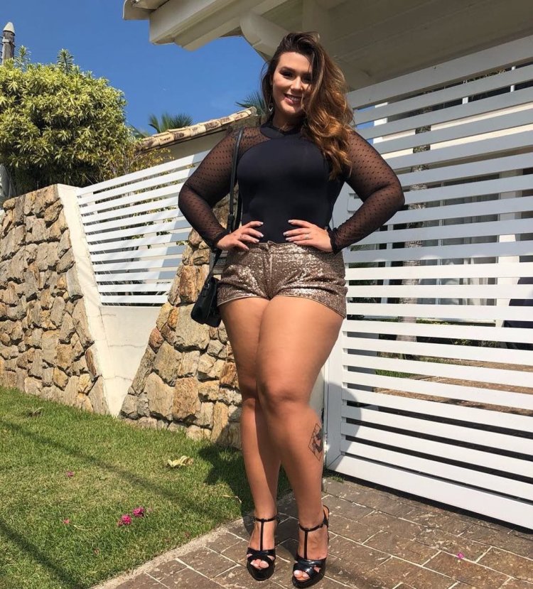 Plus size model Pamela Alexandra