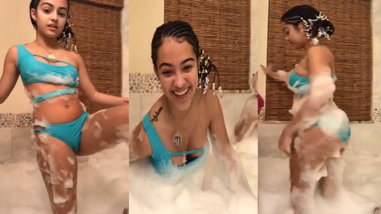 Malu Trevejo Bathtub