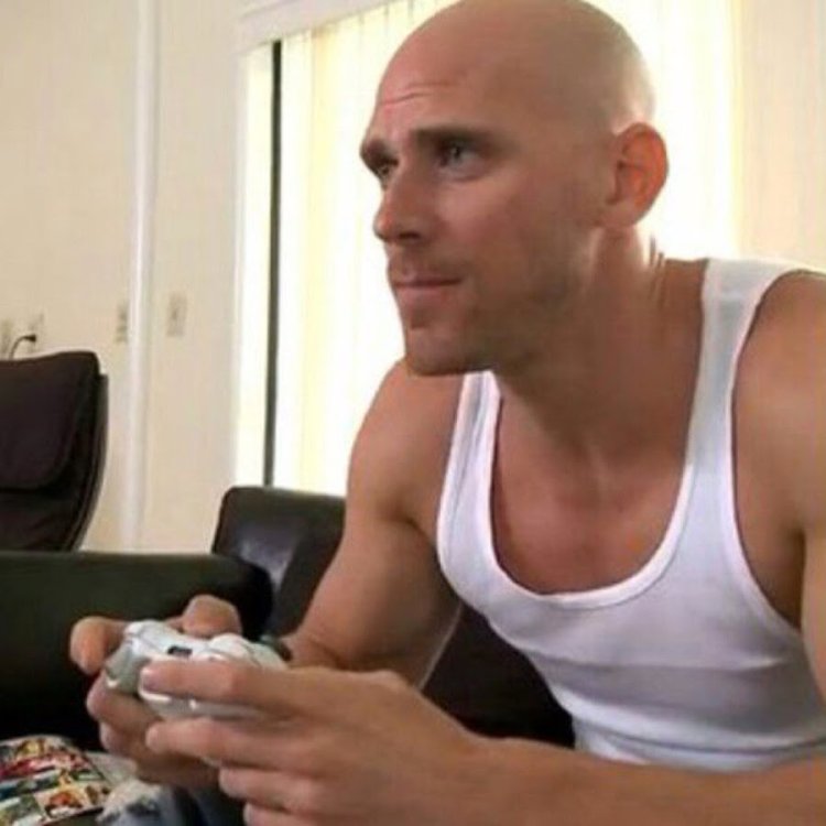 Johnny bald from brazzers