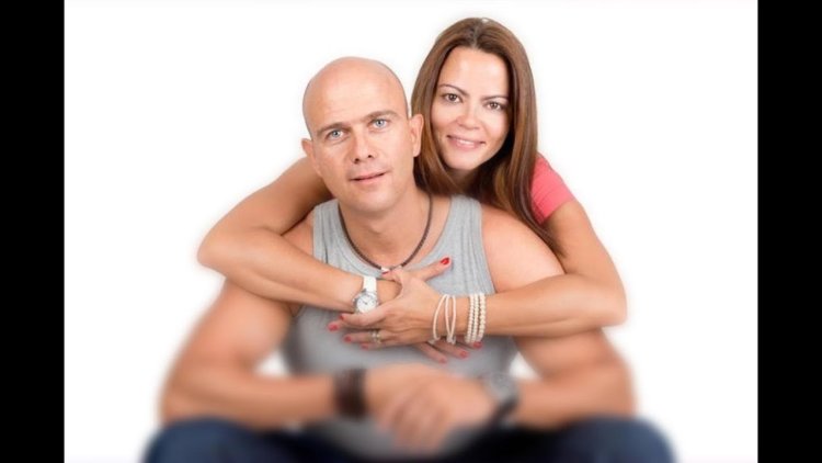 Photoshoot girl and bald man