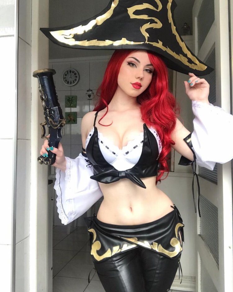 Maria Fernanda cosplayer