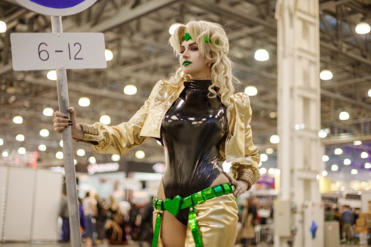 Cosplay the World Jojo