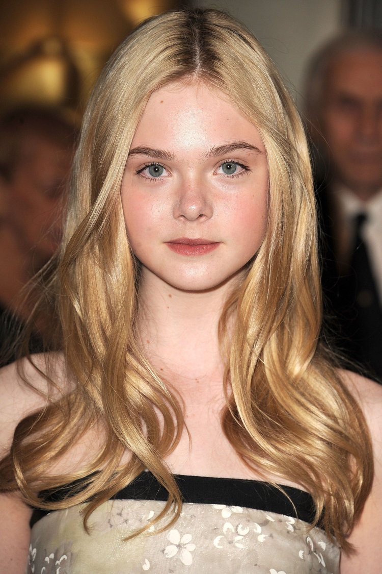 Elle Fanning at age 11