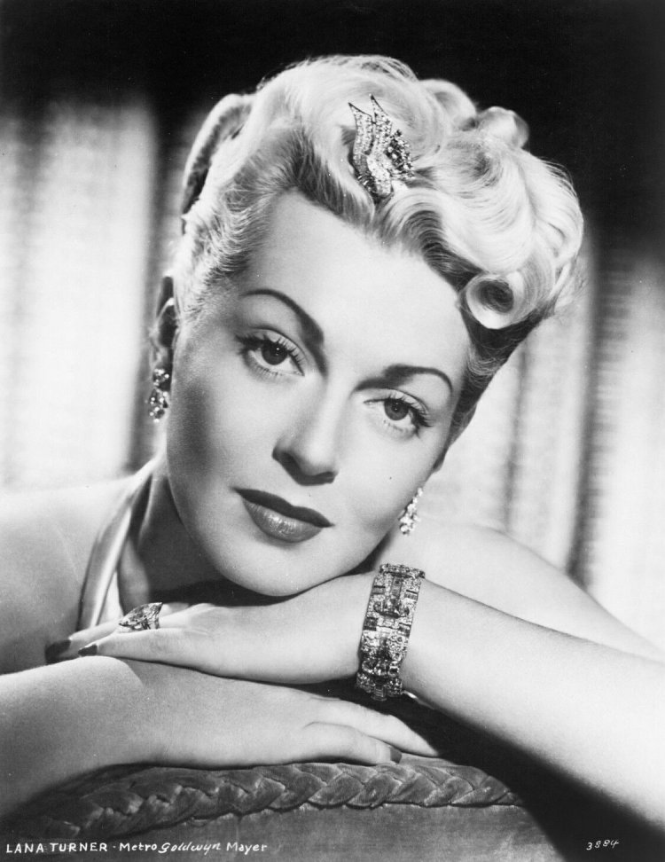 Lana turner figure