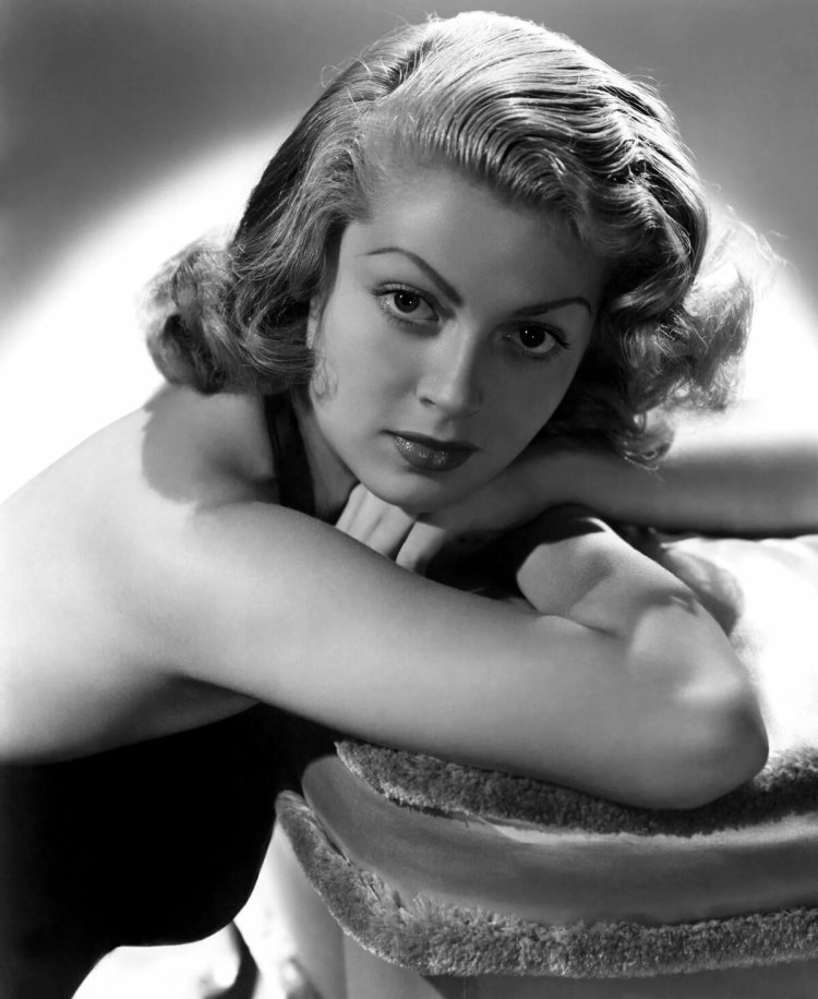 Lana Turner 1994