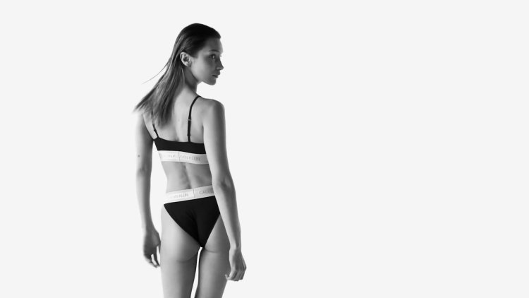 Bella Hadid Calvin Klein