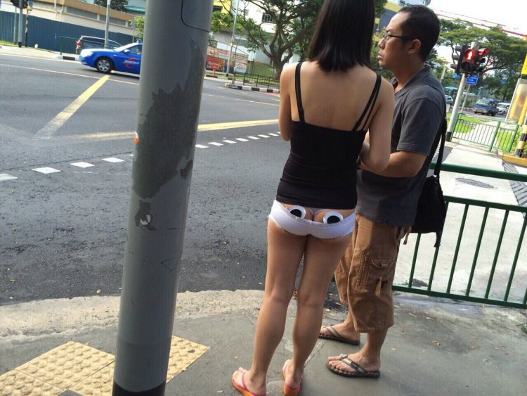 Girls with cork in the street