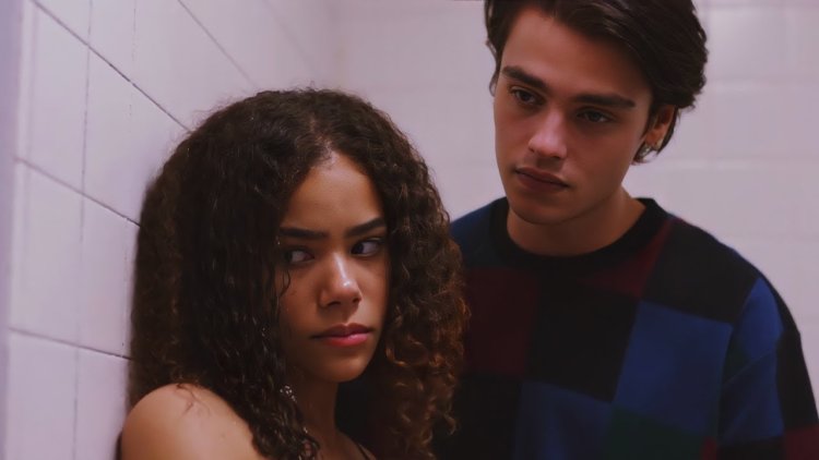 Antonia Gentry plums