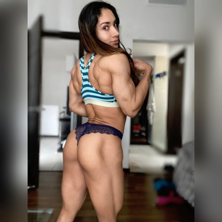 Sandra Graiales IFBB Figure Pro