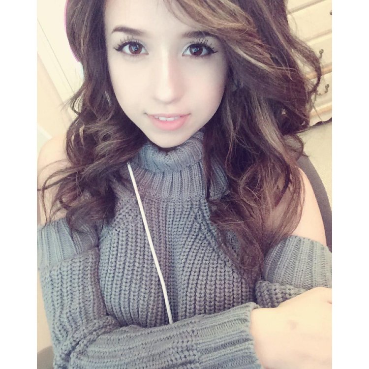 Hot Poki Photos