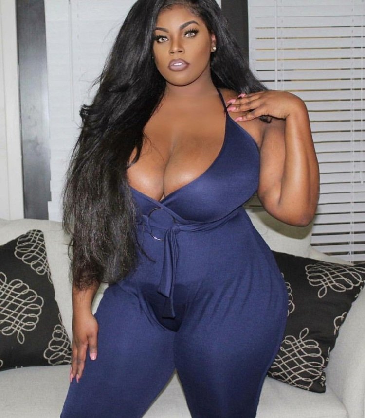 Bbw ebony breastfeeding