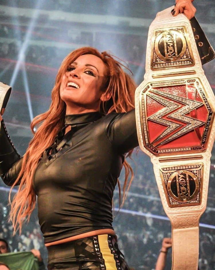 Wrestling Becky Lynch