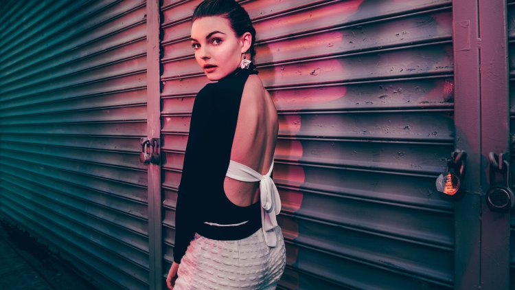 Camren Bicondova fused