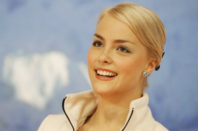 Finnish figure skater beauty Kiira Korpi