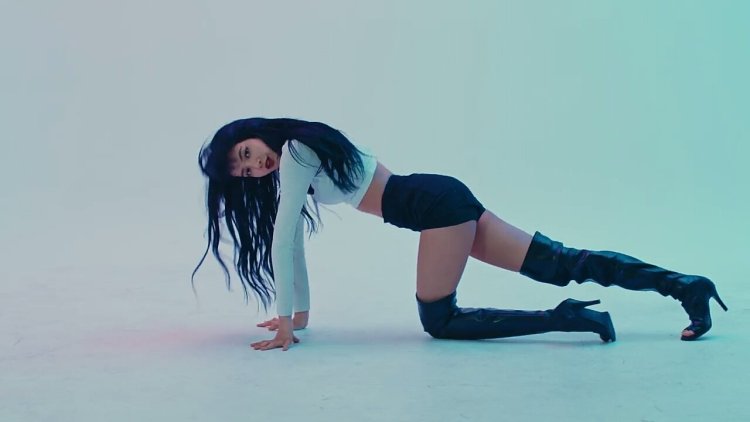 BLACKPINK Lisa lilifilm 3