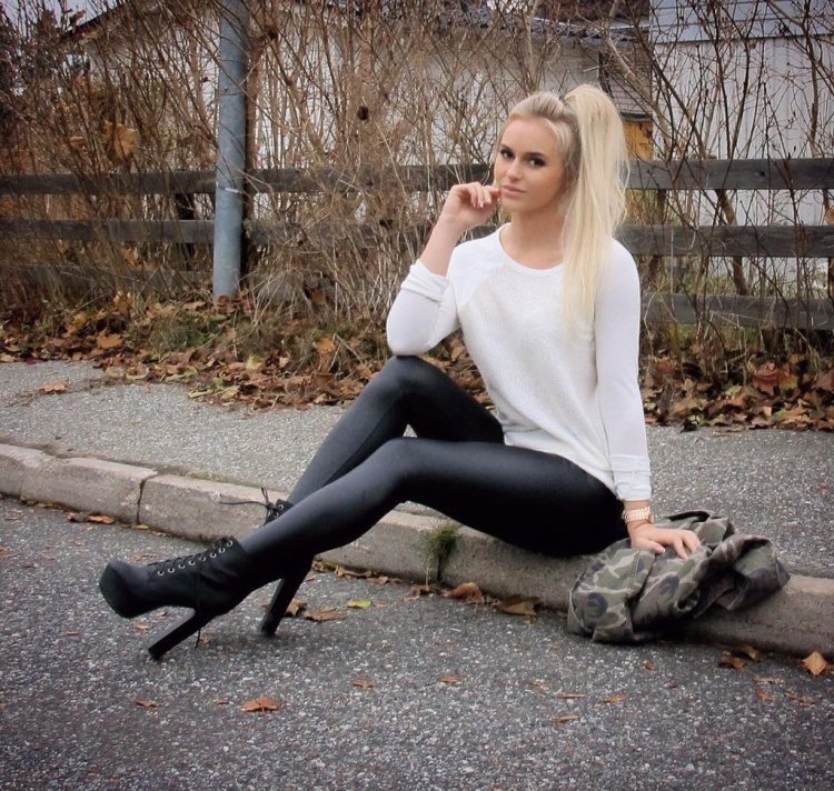 Anna Nystrom Leggings
