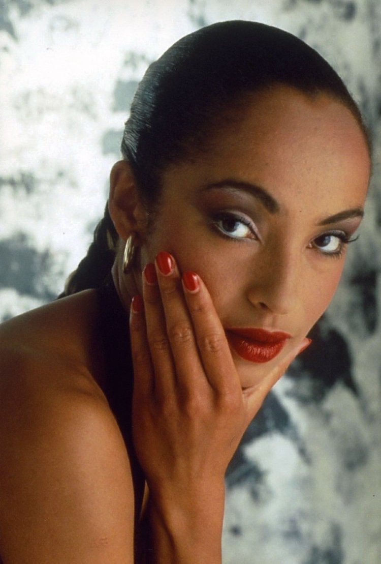 Sade singer photo