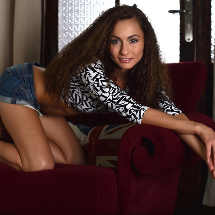 Michaela Isazzu Feet