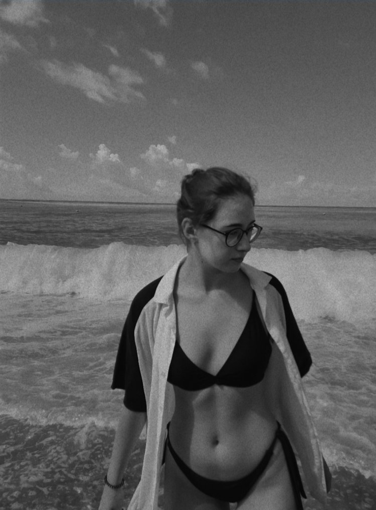 Photo naked Ani Velichko