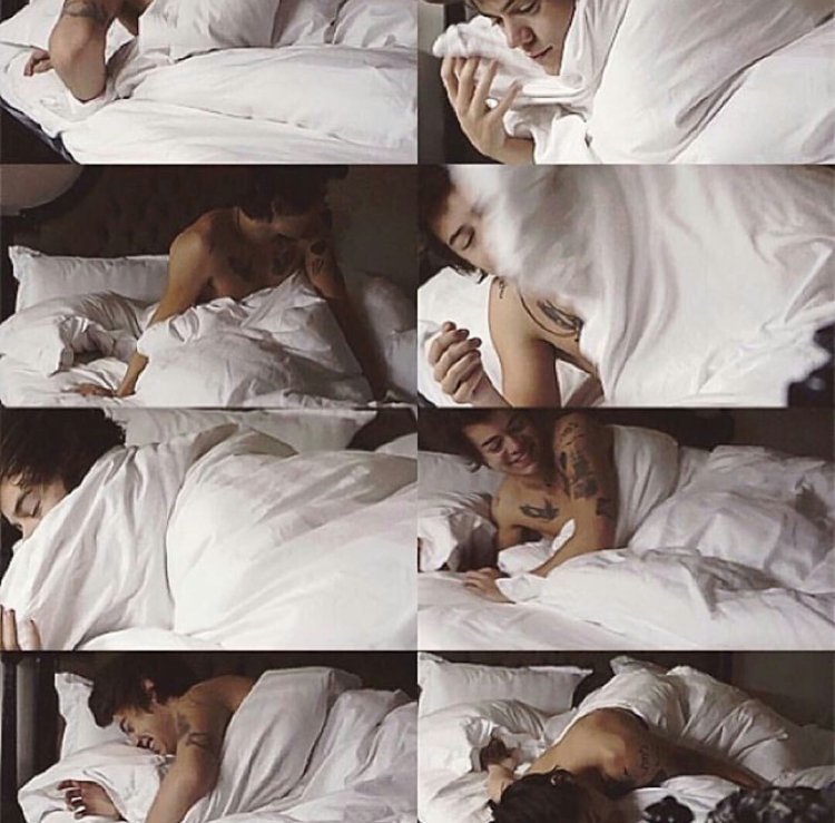 Harry and Louis in bed