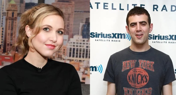 Taylor Tomlinson Body