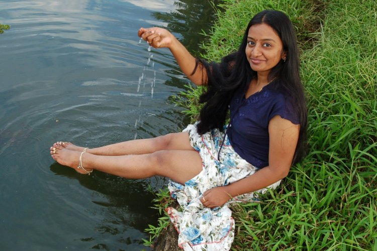 Pakistani Aunties Feet