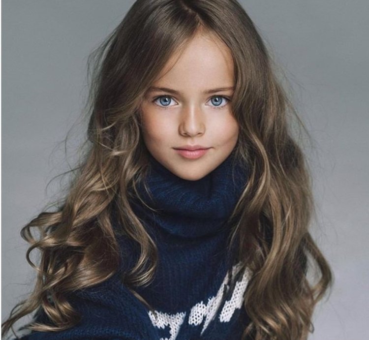 Paulina Krupinskaya in underwear