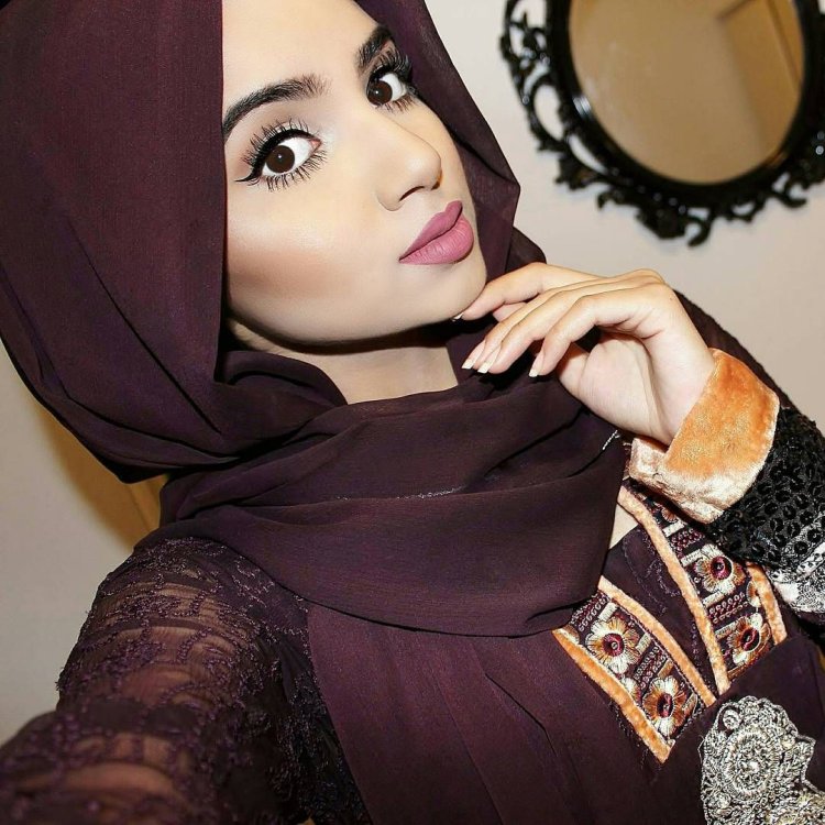 Magomedova Zarina is locked