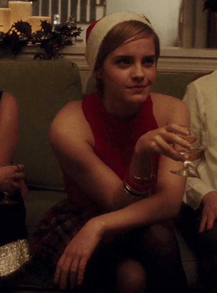 Emma Watson Scene in the bathroom